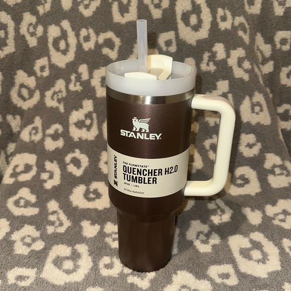 New Stanley 40oz “The FlowState” Quencher H20 Tumbler in 😍Rose Quartz Glow 2 😍 - Picture 17 of 17